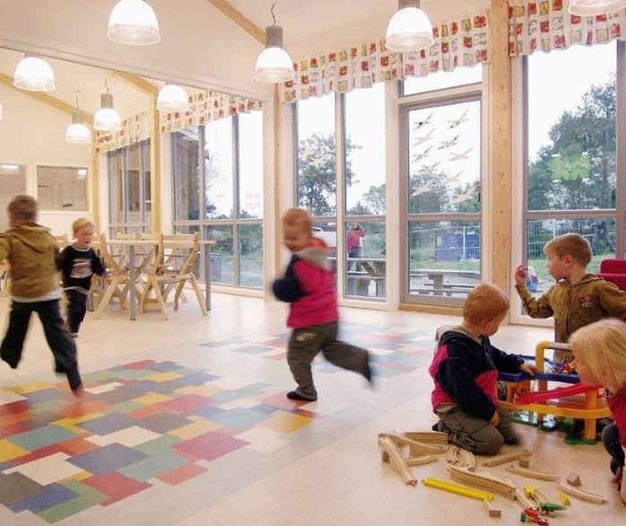 對甲醛say NO！騰方環(huán)保PVC地板給您安全！