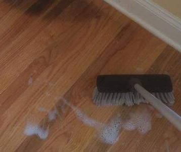 冷知識|PVC塑膠地板殘留膠水怎么祛除？