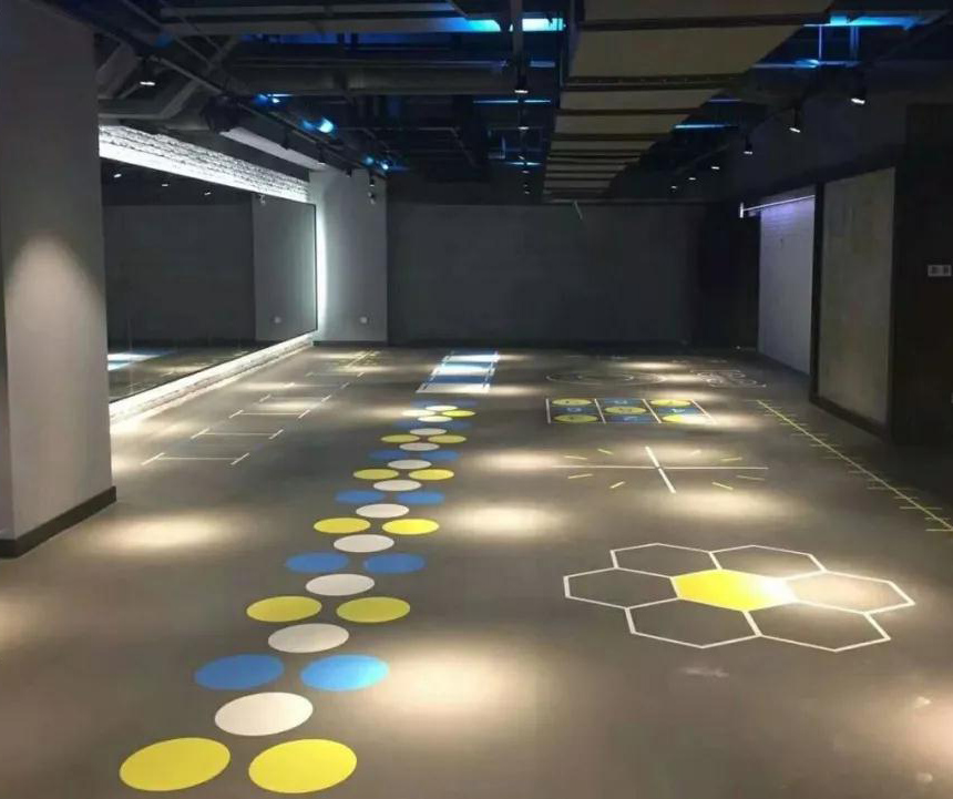 健身場所鋪設PVC塑膠地板怎么樣，騰方PVC塑膠地板地板耐用嗎？
