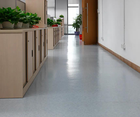 辦公樓裝修為何選擇PVC地板？其重要性在哪？