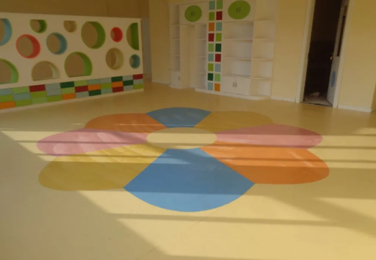 PVC塑膠地板進口與國產品牌該如何選擇？