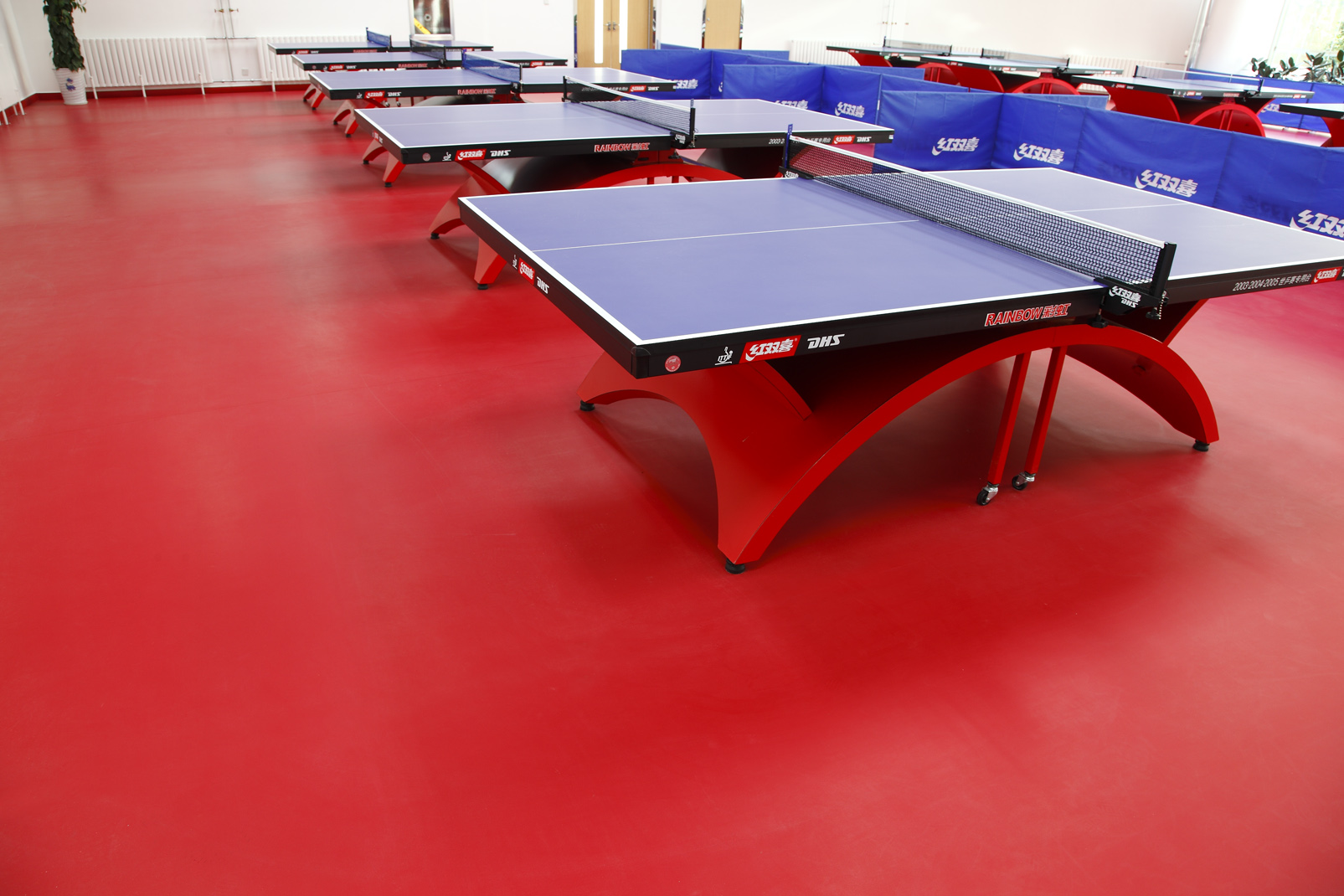 PVC地板和橡膠地板有哪些區別【騰方PVC地板】