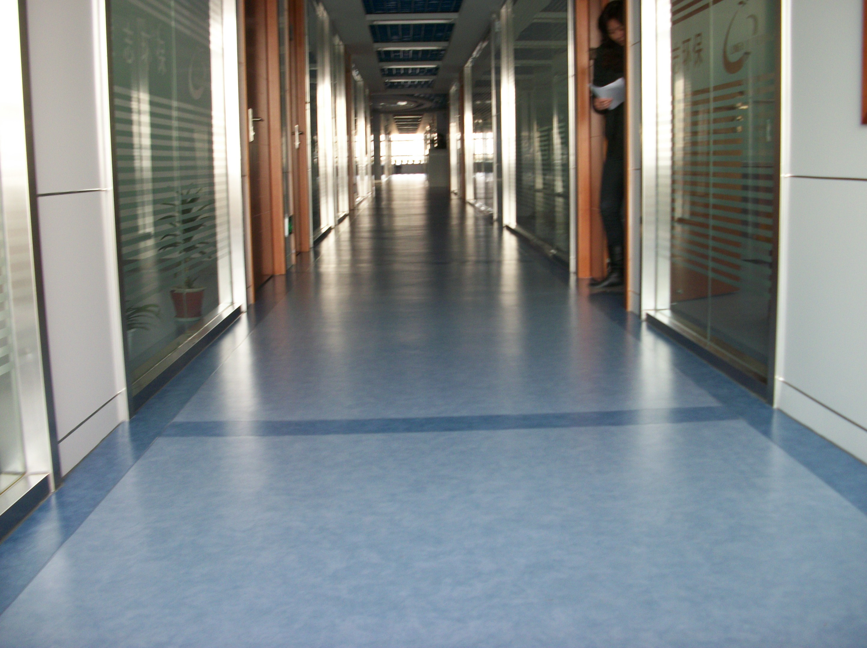 細數PVC塑膠地板與幾種傳統地板對比結果【騰方PVC地板】