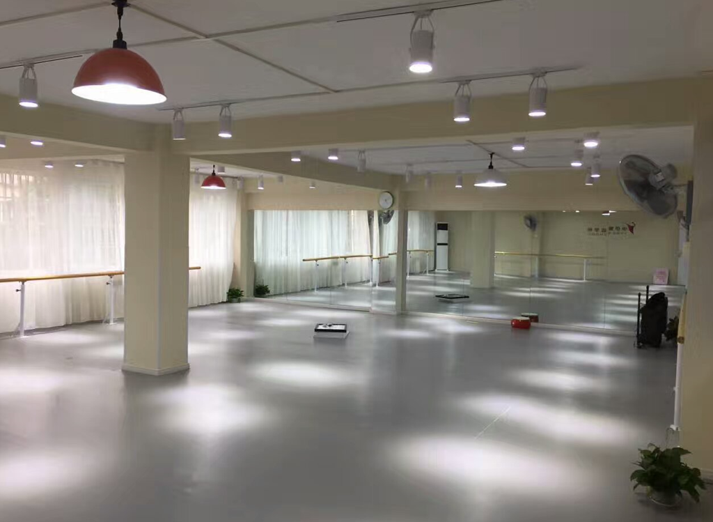 舞蹈運動地膠，讓你能夠輕松自在的在線連麥PK【騰方PVC地板】